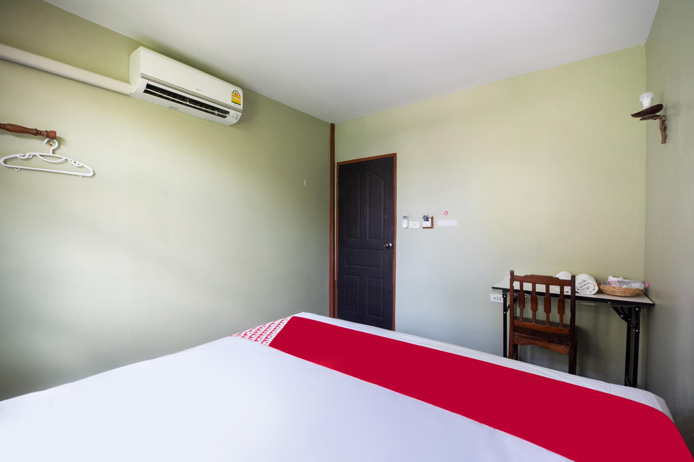 Oyo 691 Don Muang Boutique House Hotel Банкок Екстериор снимка