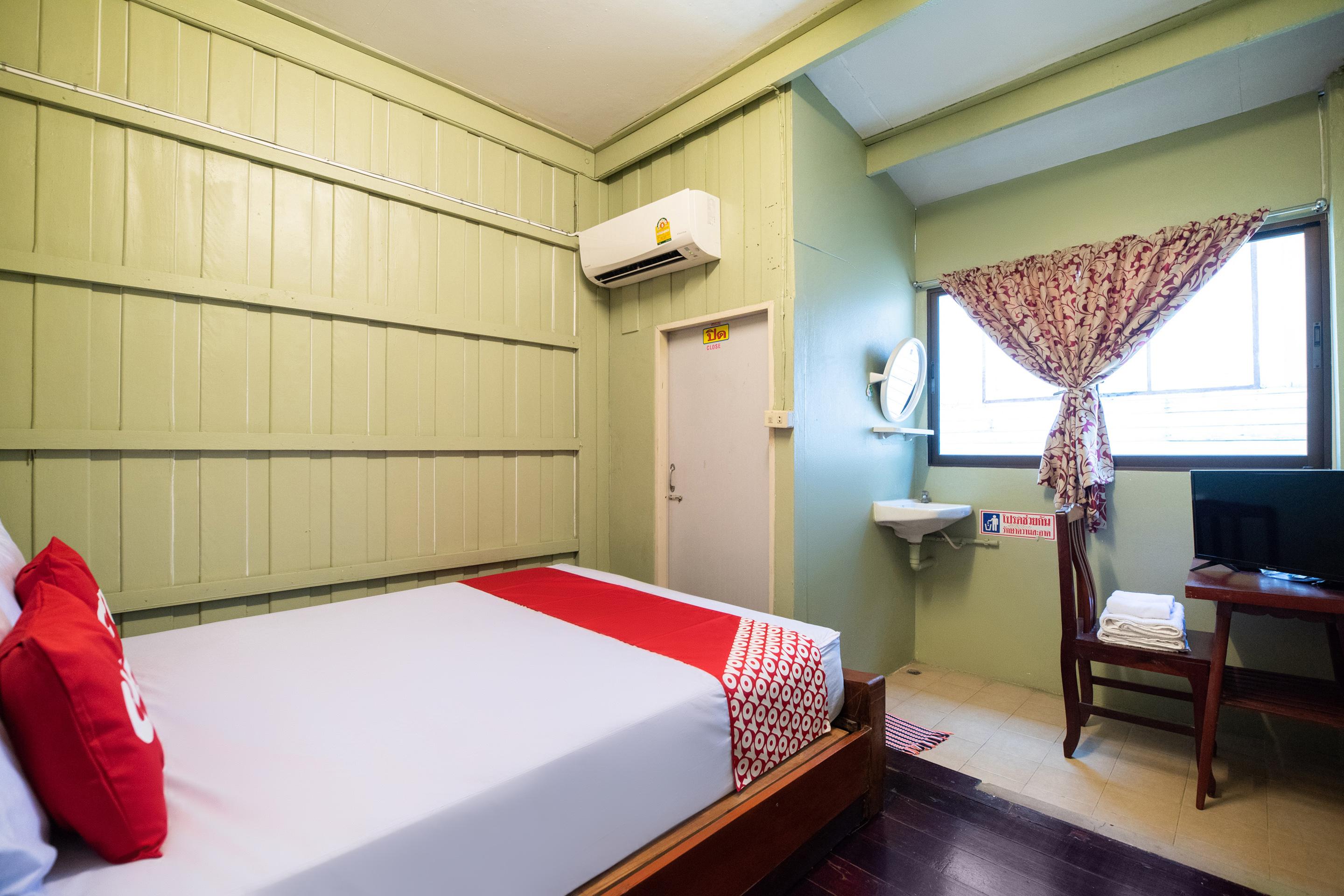 Oyo 691 Don Muang Boutique House Hotel Банкок Екстериор снимка