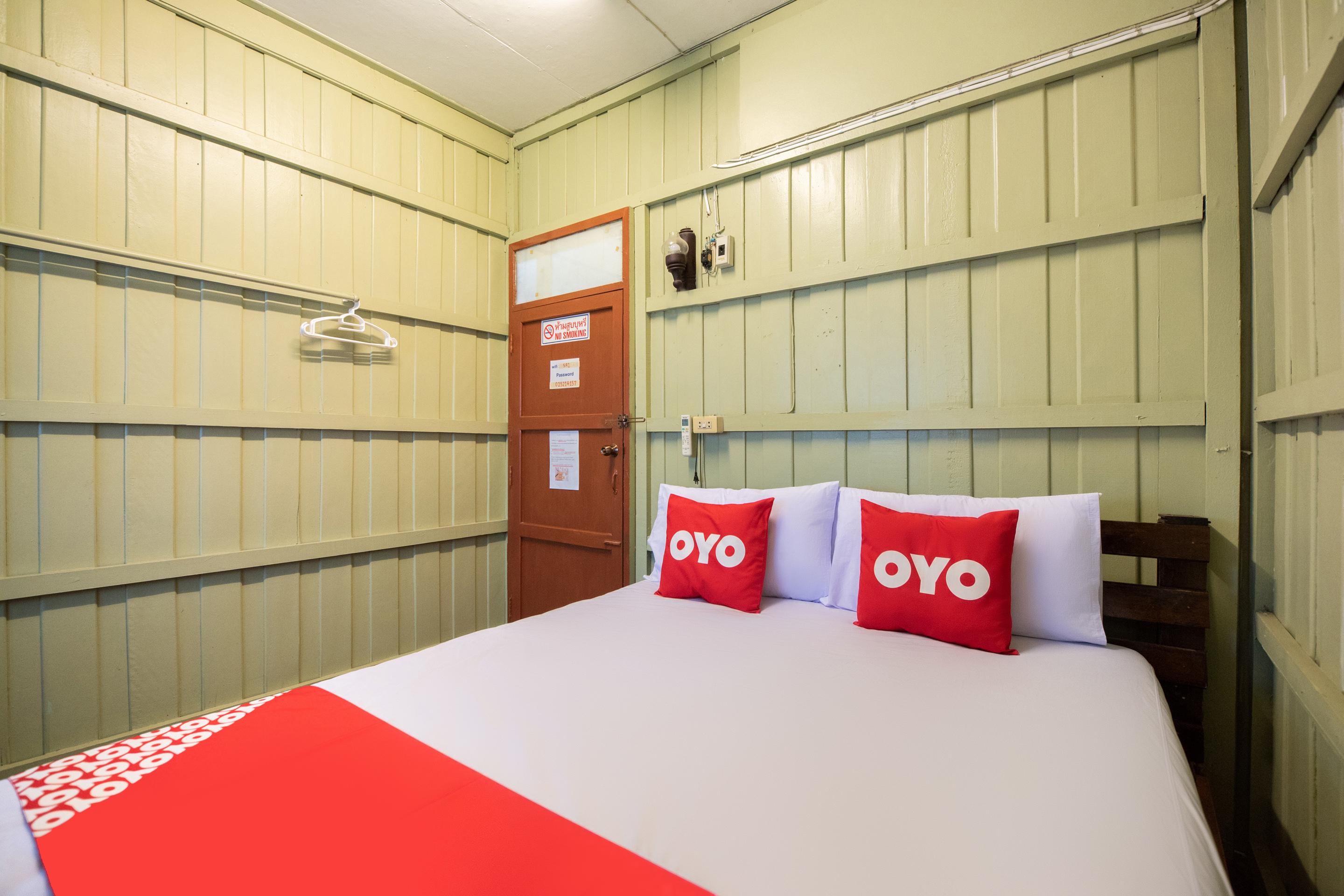 Oyo 691 Don Muang Boutique House Hotel Банкок Екстериор снимка