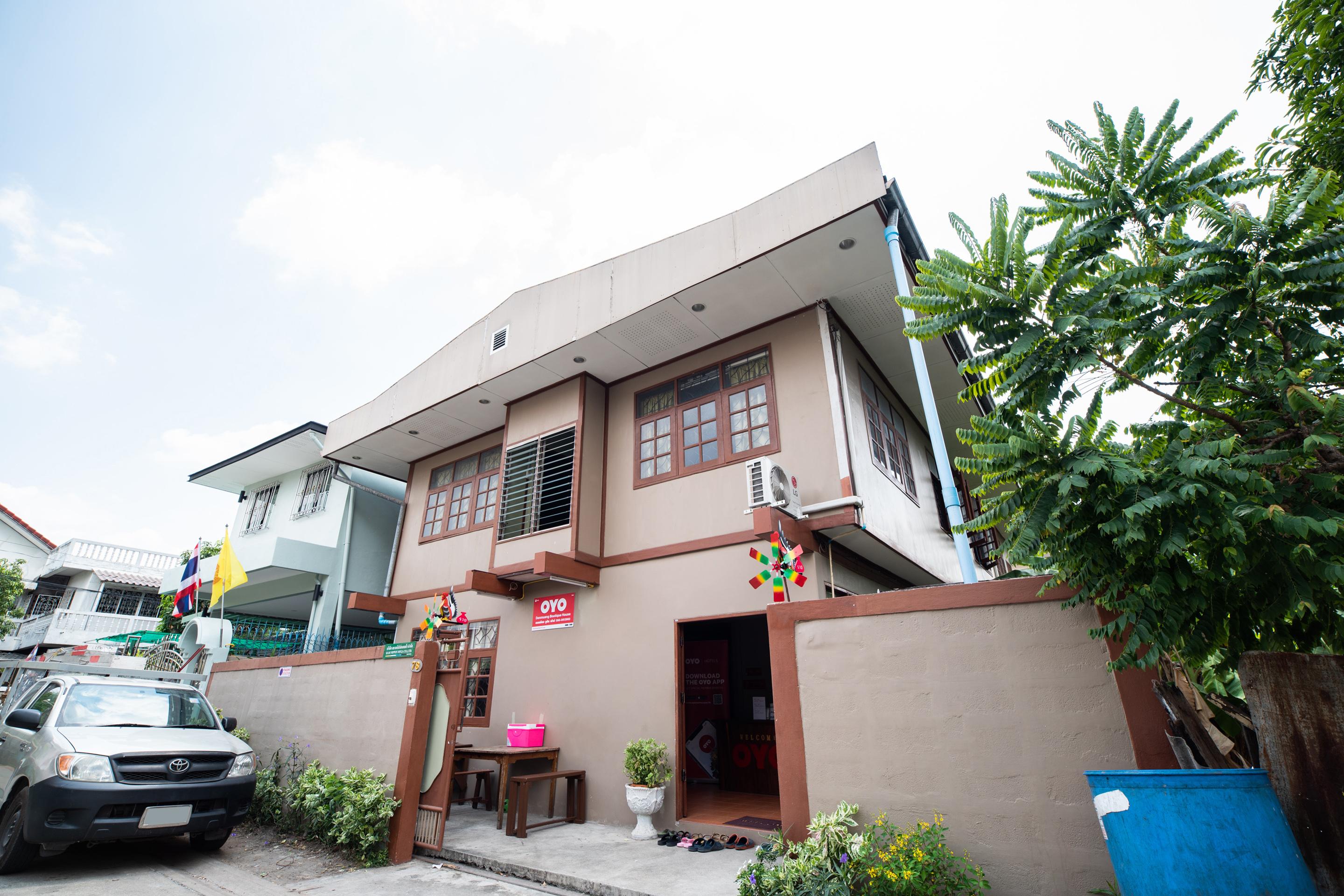 Oyo 691 Don Muang Boutique House Hotel Банкок Екстериор снимка