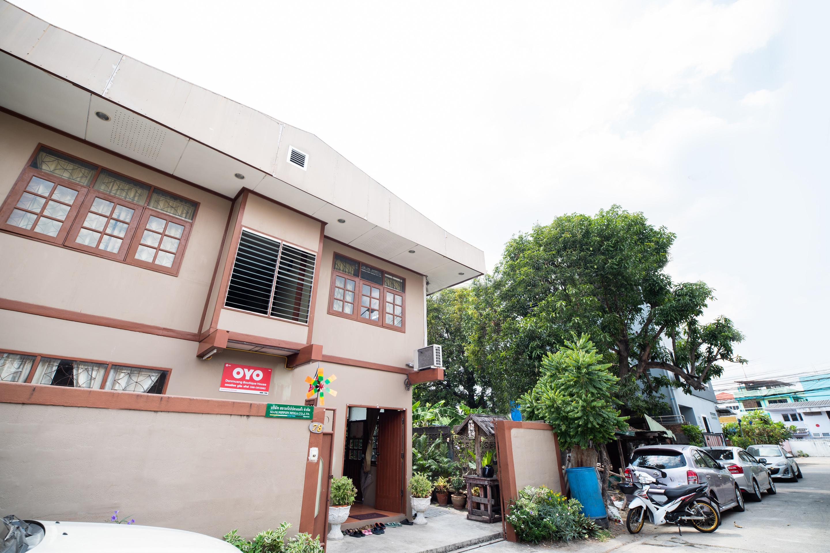 Oyo 691 Don Muang Boutique House Hotel Банкок Екстериор снимка
